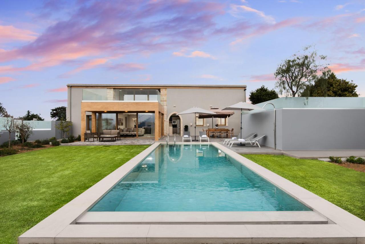 Amare Chania Luxury Residence Stérnai 外观 照片