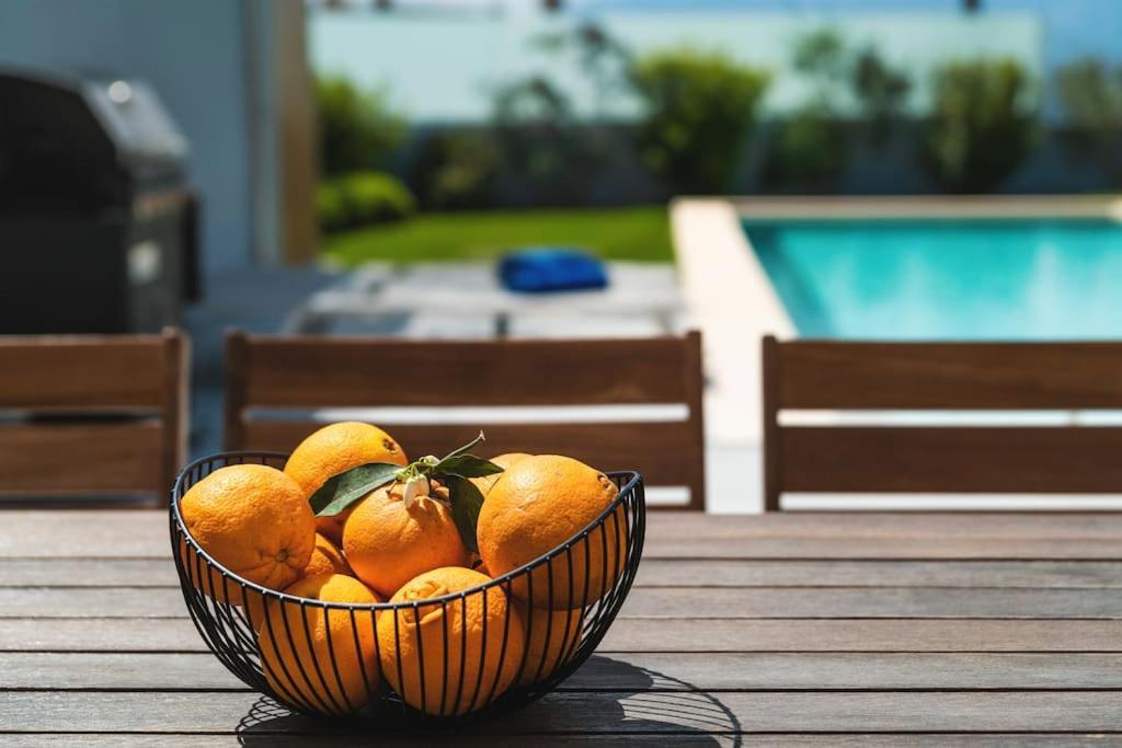 Amare Chania Luxury Residence Stérnai 外观 照片